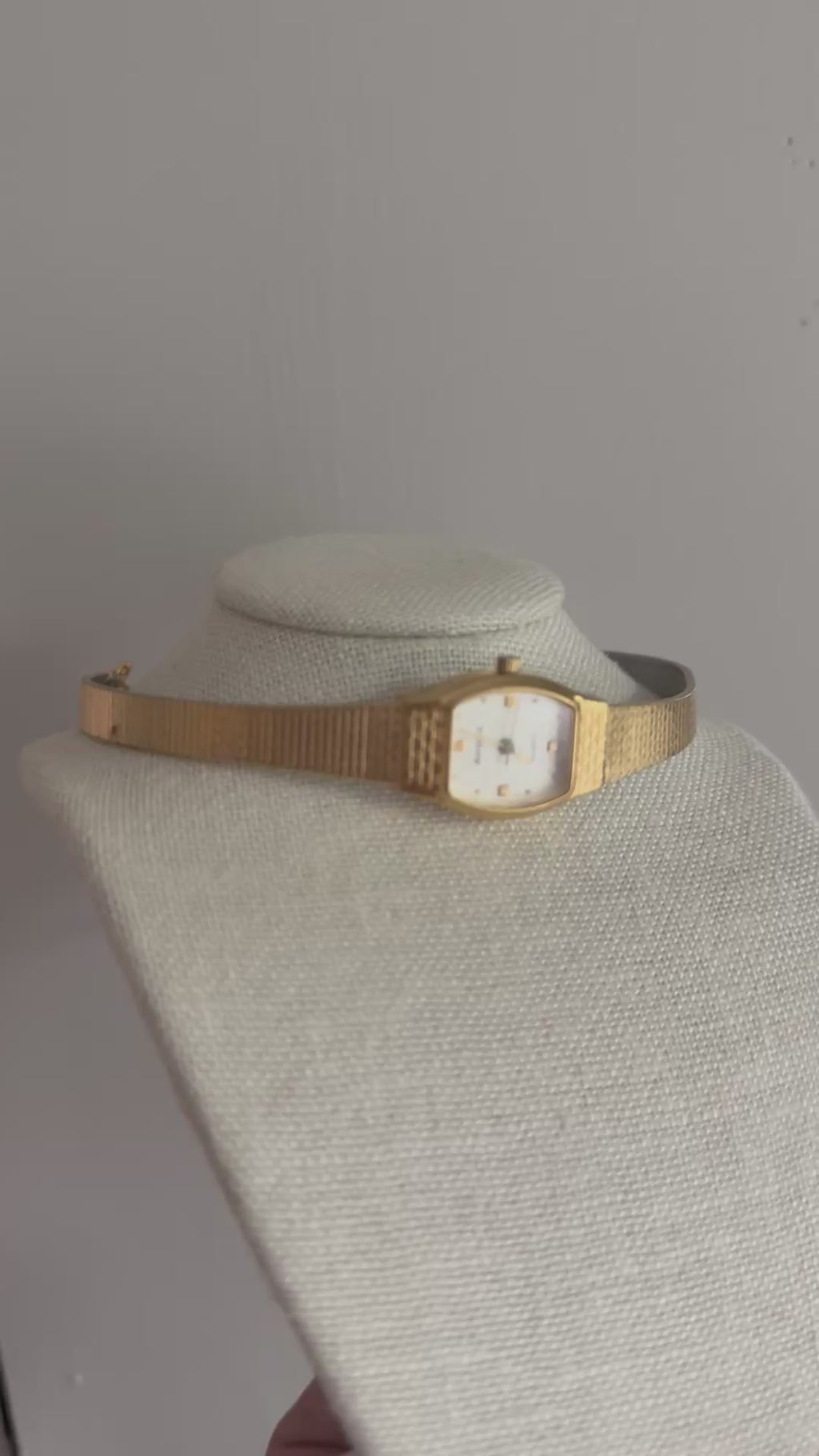 Gold Choker
